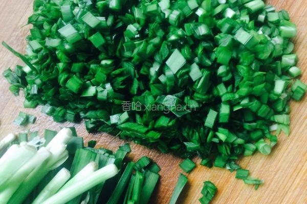 韭菜鸡蛋包的做法图解1