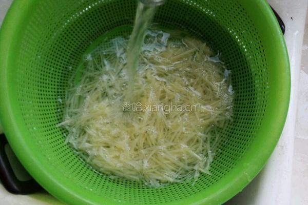 老干妈土豆丝的做法图解4