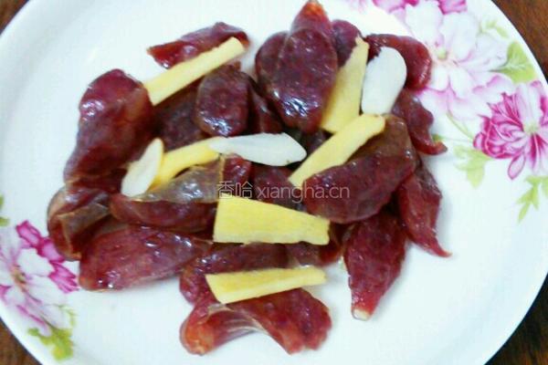 四季豆炒腊肠的做法图解5