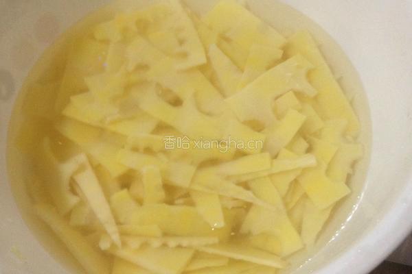 白油笋片的做法图解1