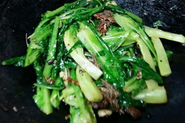 豆豉鲮鱼炒油麦菜的做法图解4
