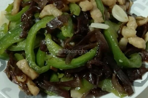 甜椒木耳炒肉的做法图解6