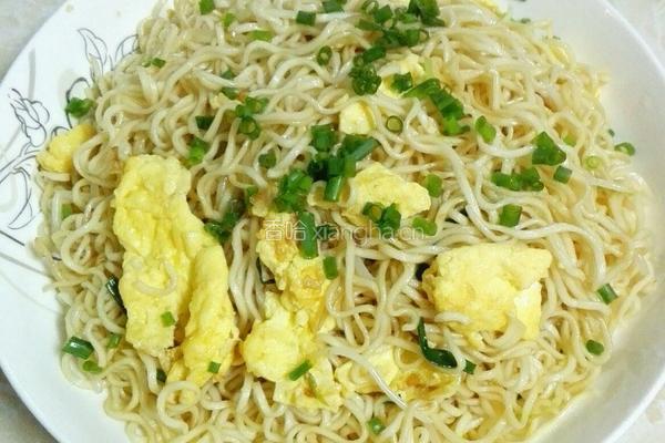 鸡蛋炒面