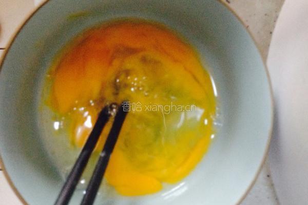 鸡蛋灌饼加肠的做法图解7