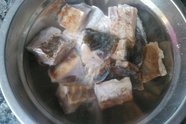 蒸干腊鱼的做法图解1