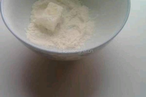 拔丝奶豆腐的做法图解2