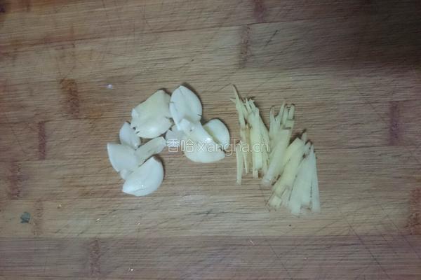 红辣椒炒鸡蛋的做法图解2