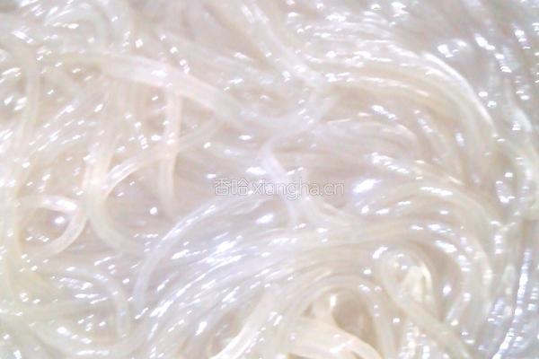 青菜粉条疙瘩汤的做法图解3