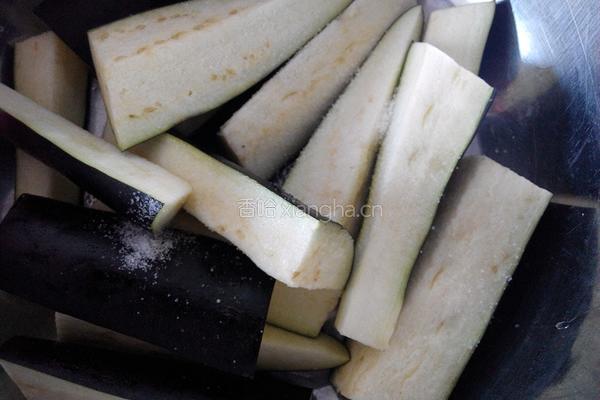 茄子炖土豆的做法图解2
