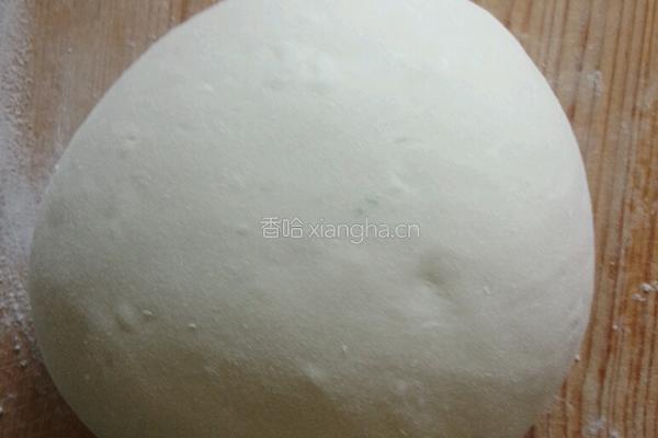 东北芹菜猪肉饺子的做法图解4