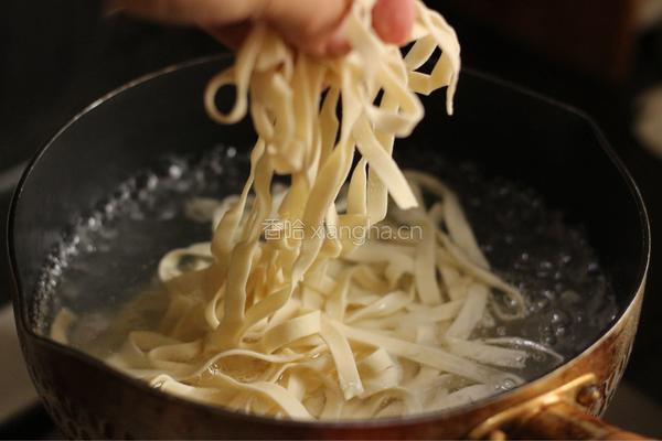 西红柿鸡蛋面的做法图解9