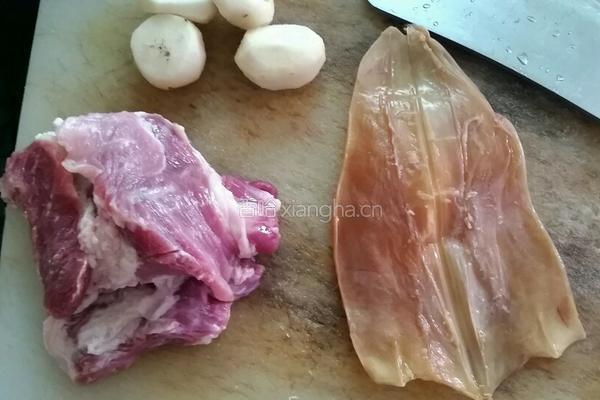 冬菜蒸肉饼的做法图解1