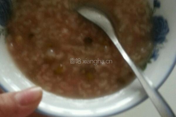 冰糖绿豆粥的做法图解1