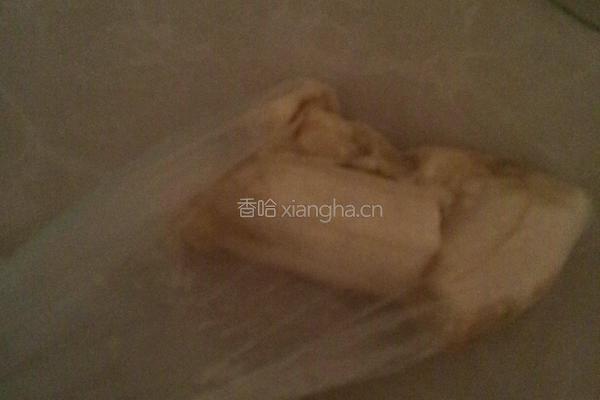 香蕉酸奶冰淇淋的做法图解2