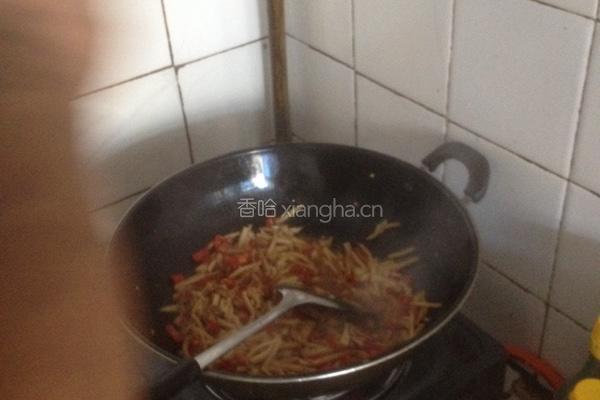 杏狍菇炒肉的做法图解5