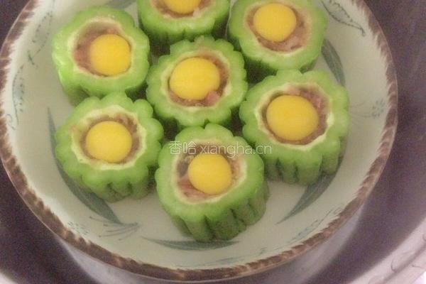 鹌鹑蛋肉末蒸苦瓜的做法图解3