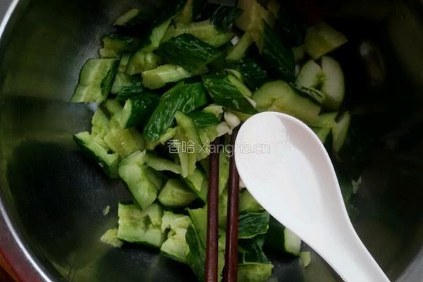 拍黄瓜的做法图解3