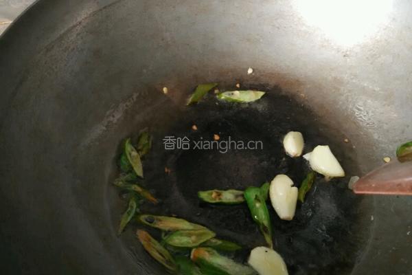 蕃茄炒荞条的做法图解2