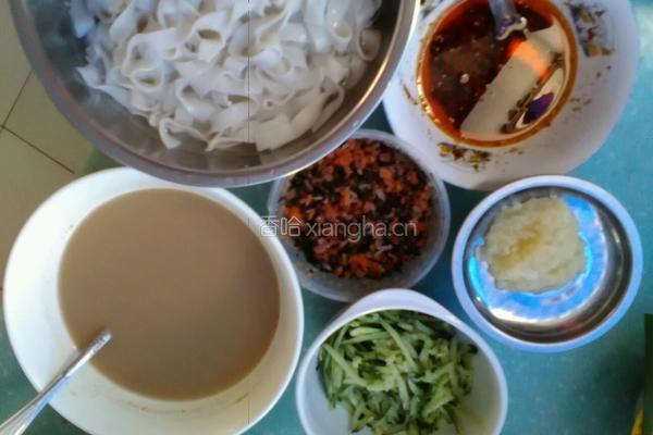 麻汁凉面的做法图解1