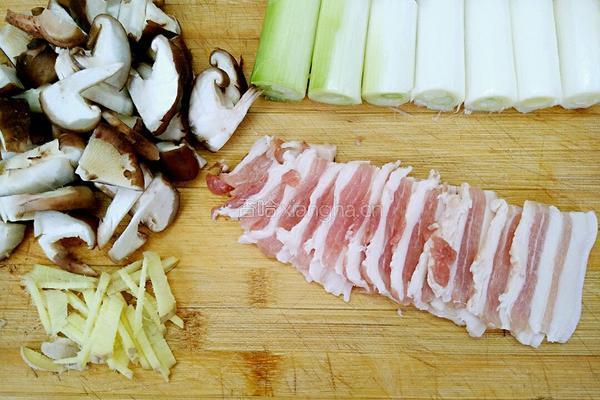 肉豆腐的做法图解2