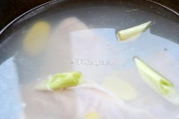 高温首选 鸡丝凉面的做法图解2