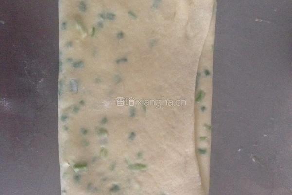 葱香酥苏打饼干的做法图解4
