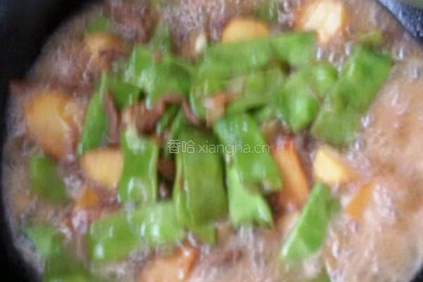 牛肉丝土豆烧豆角的做法图解8
