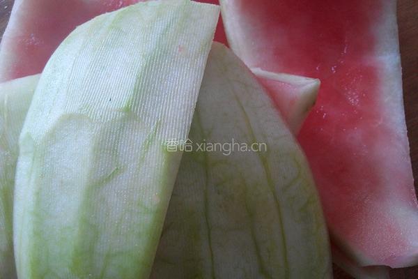 西瓜皮猪肉馅饺子的做法图解1