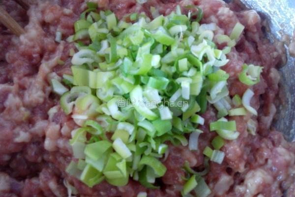 西瓜皮猪肉馅饺子的做法图解5