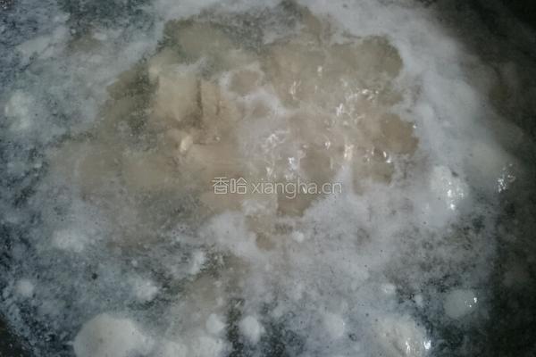 泰国椰奶鸡肉汤的做法图解4