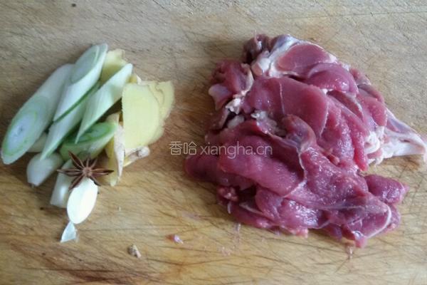 羊肉片氽冬瓜的做法图解1