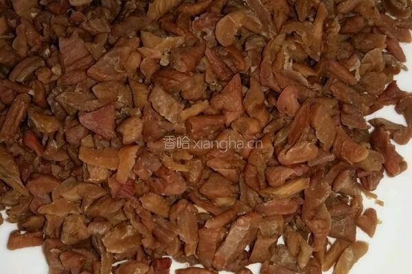 菜籽油炒萝卜干毛豆的做法图解3