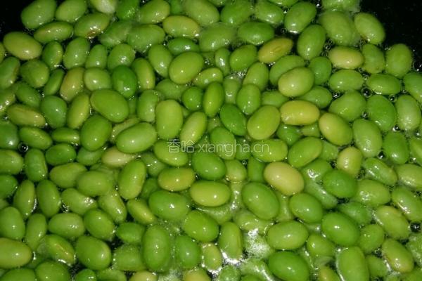 菜籽油炒萝卜干毛豆的做法图解6