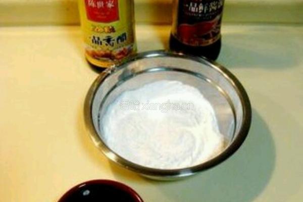 绿豆凉粉的做法图解1