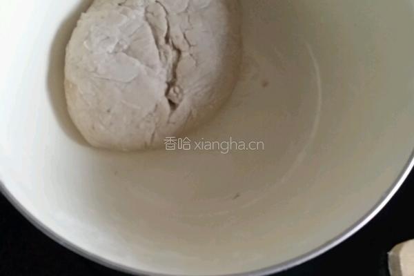 胡萝卜牛肉饺的做法图解4