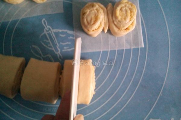 黄油椰丝面包卷的做法图解13