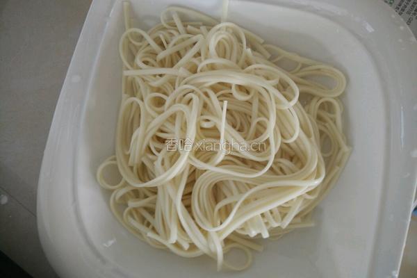 经典意大利面的做法图解2