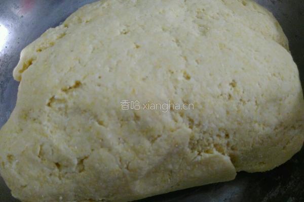 玉米面馒头的做法图解2