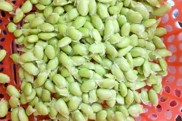 辣子毛豆的做法图解3