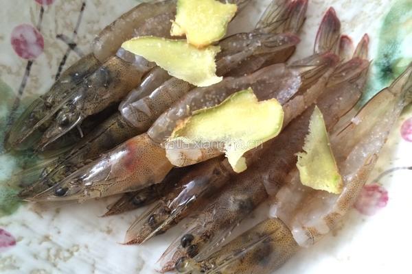 蒜蓉开背虾的做法图解4