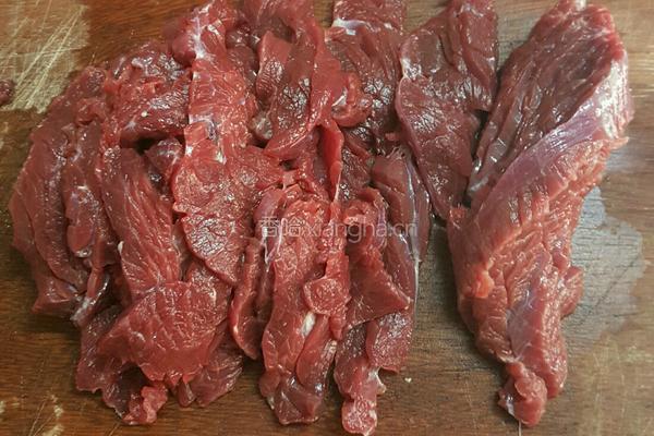 炖土豆牛肉汤（家庭版）的做法图解2