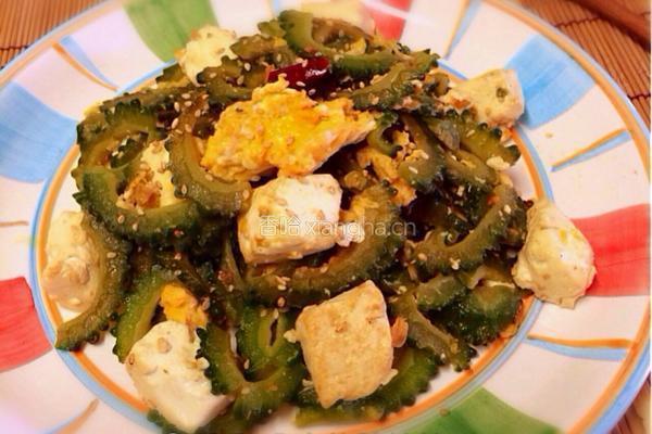豆腐鸡蛋炒苦瓜
