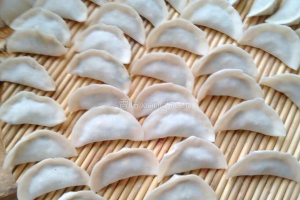 超简单酥脆水煎饺的做法图解4