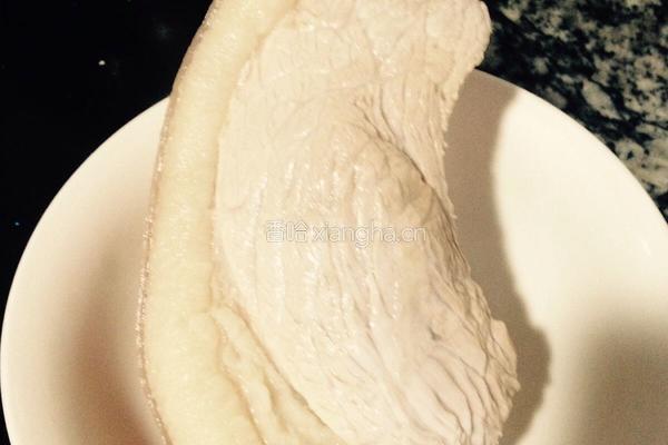 猪肉爆杏鲍菇的做法图解2
