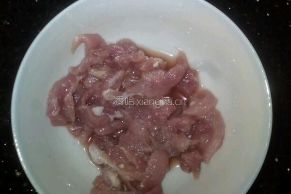 木瓜青椒肉丝配的做法图解3