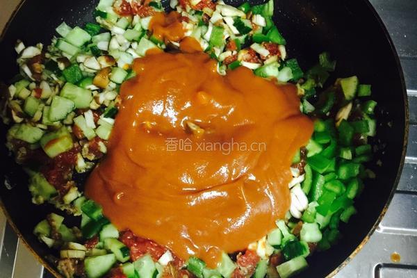 番茄牛肉烩意大利面的做法图解5