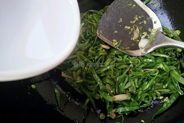 清炒豆角丝的做法图解7