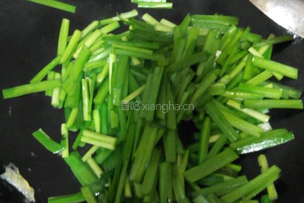 韭菜炒鸡蛋的做法图解4