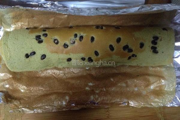 抹茶红豆奶油夹心蛋糕卷的做法图解25