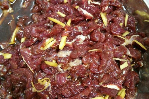 葱炒牛肉的做法图解2